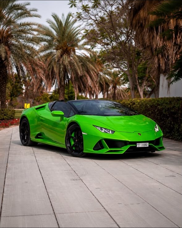 Lamborghini Huracán EVO Spyder – Verde Mantis – Nero Hide