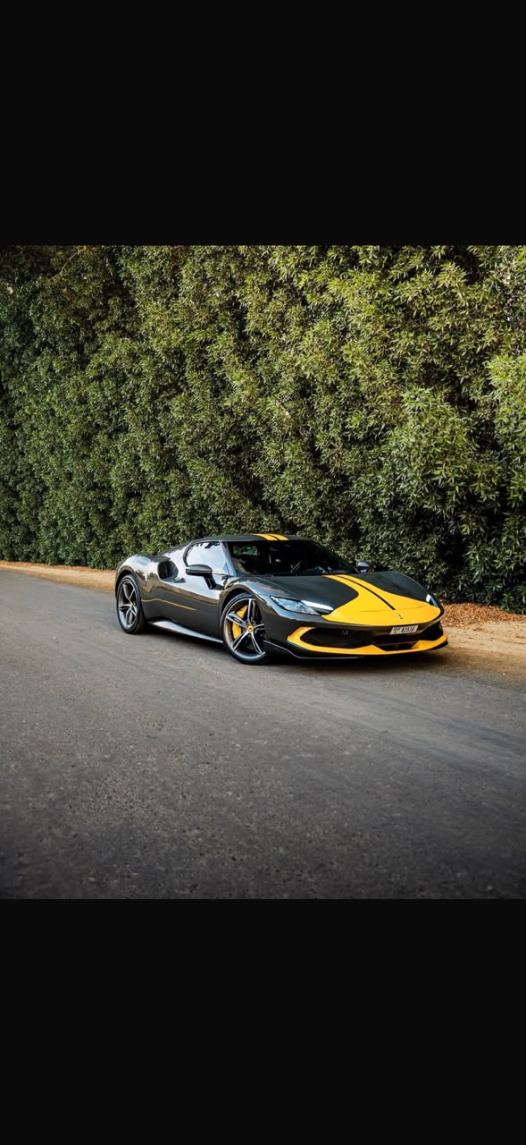 Ferrari 296 GTB – Grigio Silverstone – Giallo Livery