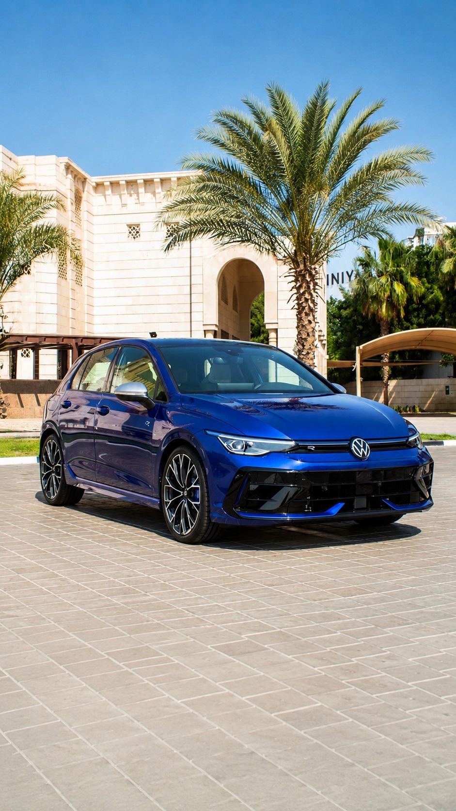 Volkswagen Golf 8 R – Lapiz Blue Metallic