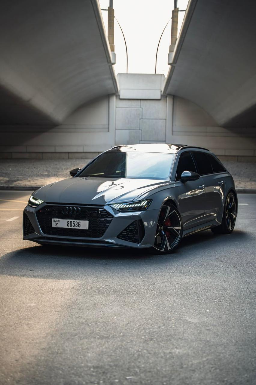 Audi RS 6 Avant – Nardo Grey – Red RS Nappa
