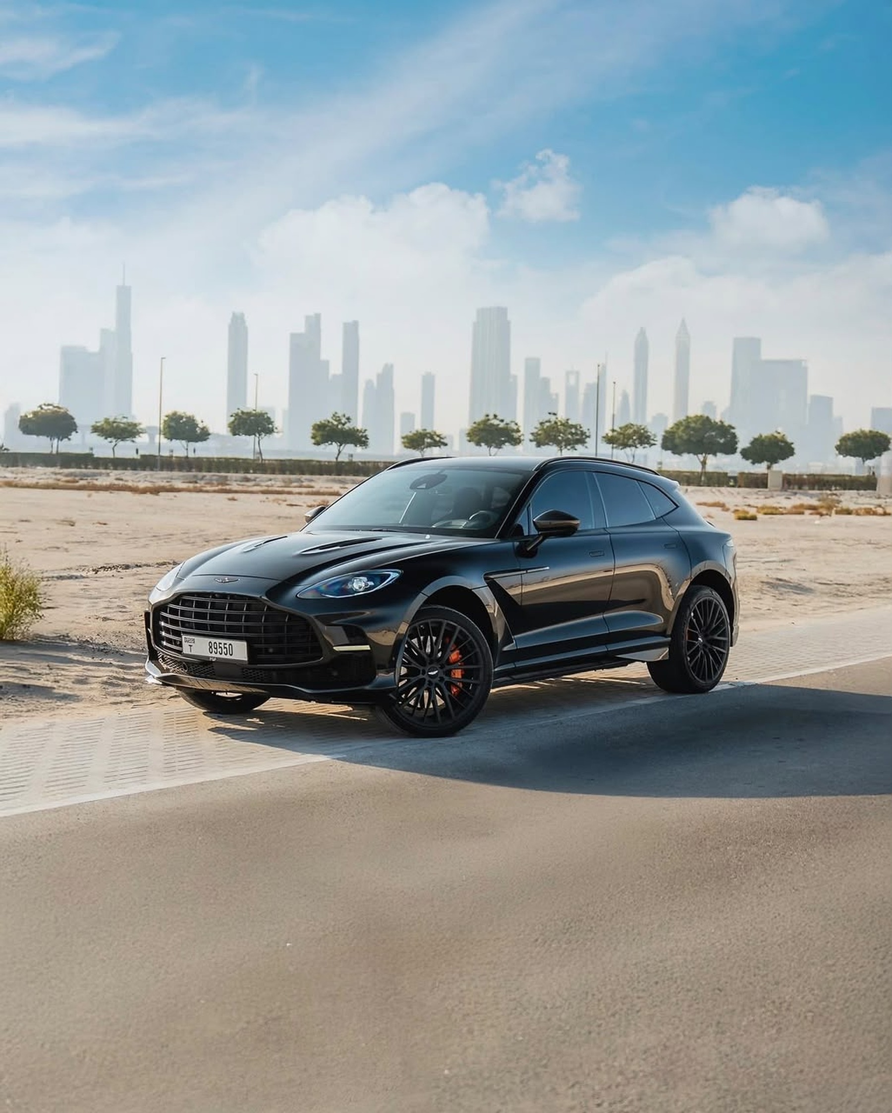 Aston Martin DBX707 – Onyx Black