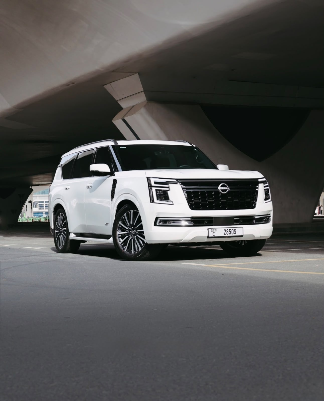 Nissan Patrol Platinum – Bianco / Tan Leather