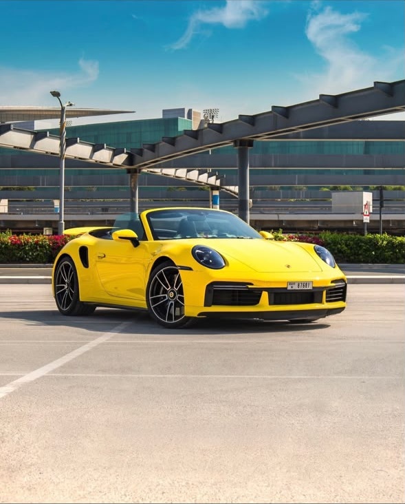 Porsche 911 Turbo S Cabriolet – Giallo Racing / Black Leather – Yellow Stitch